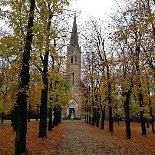 Templomkert